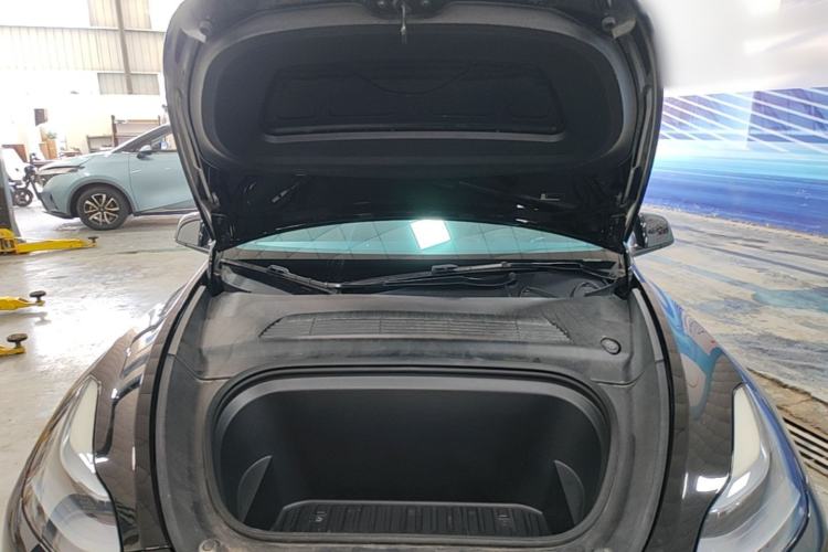 Used Tesla Model Y 2022 Revised Version Rear-Wheel Drive Engine Bay