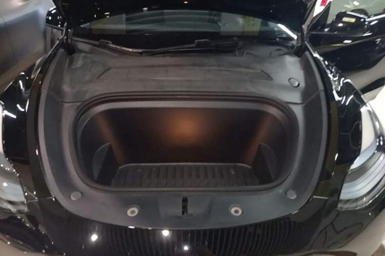 Used Tesla Model Y 2022 Revised Version Rear-Wheel Drive Engine Bay