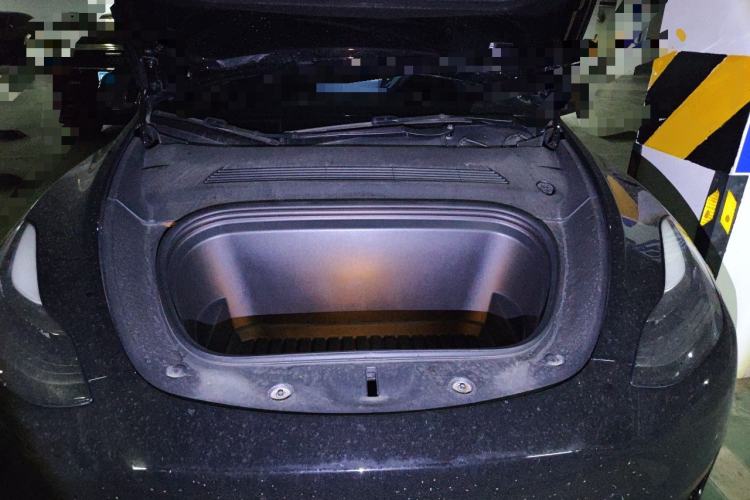 Used Tesla Model Y 2022 Rear-Wheel-Drive Version Engine Bay
