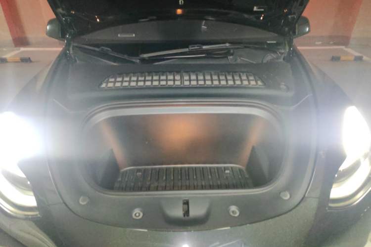 Used Tesla Model Y 2022 Revised Version Rear-Wheel Drive Engine Bay