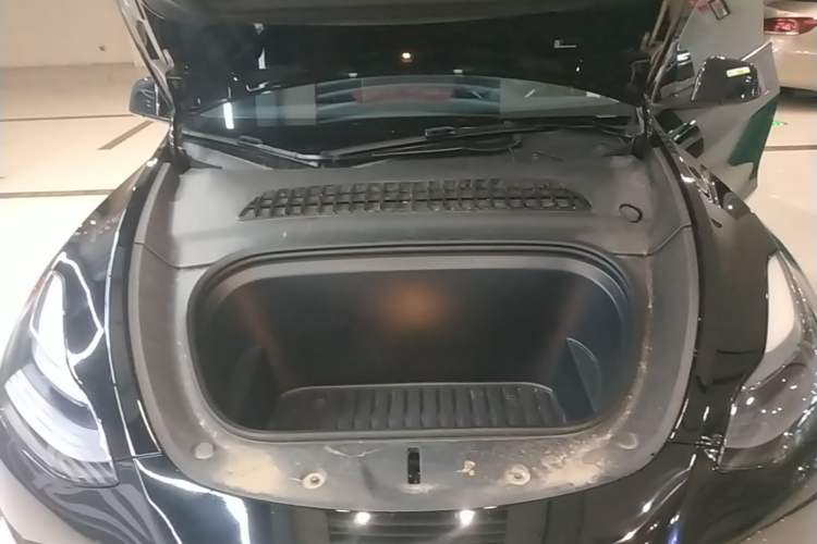 Used Tesla Model Y 2022 Revised Version Rear-Wheel Drive Engine Bay