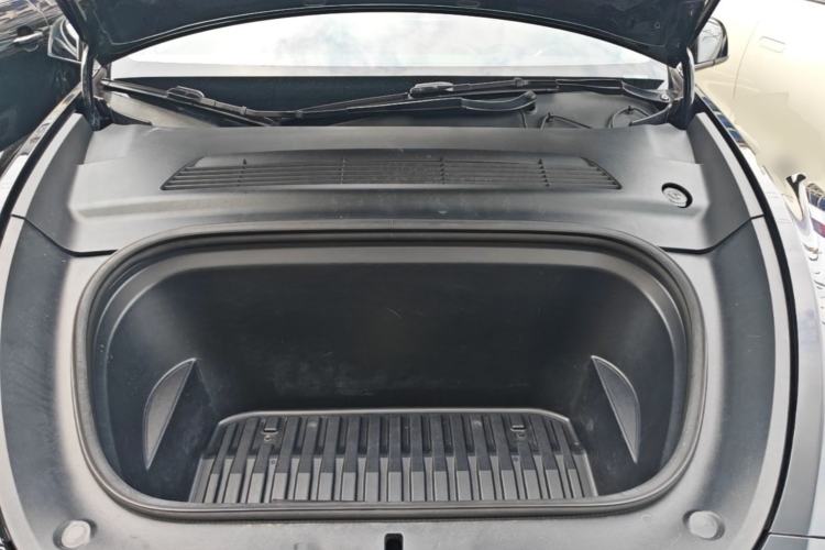Used Tesla Model Y 2022 Performance High-Performance All-Wheel-Drive Version Engine Bay
