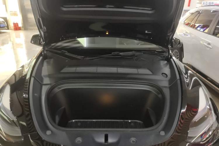 Used Tesla Model Y 2022 Revised Version Rear-Wheel Drive Engine Bay