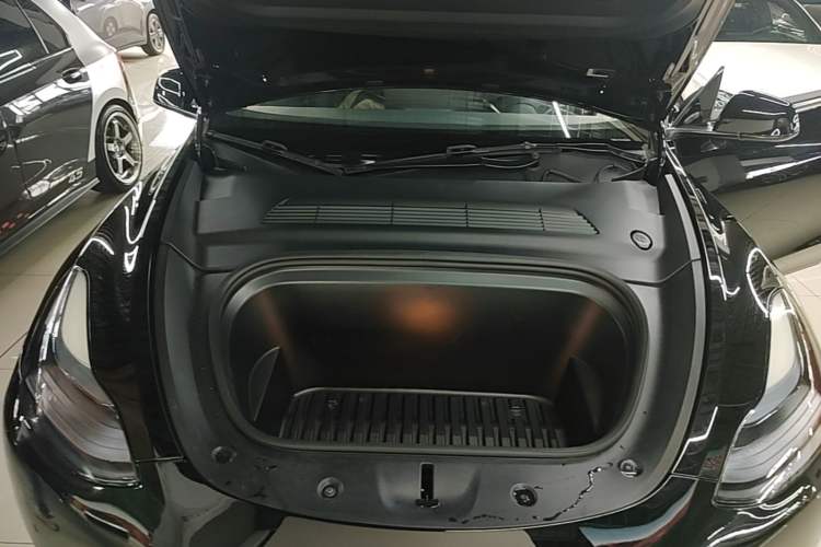 Used Tesla Model Y 2022 Revised Version Rear-Wheel Drive Engine Bay
