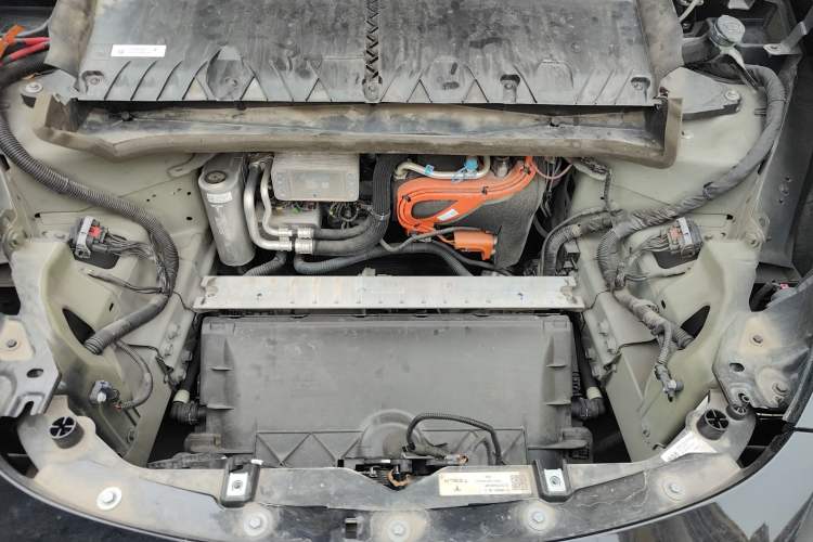 Used Tesla Model Y 2022 Revised Version Rear-Wheel Drive Engine Bay