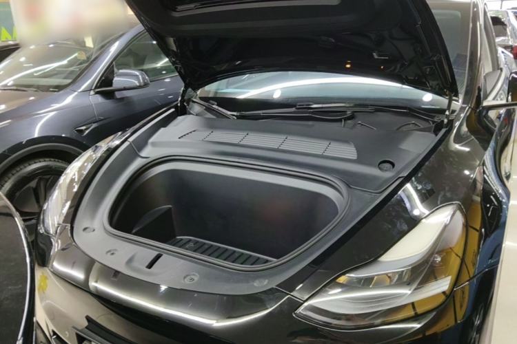 Used Tesla Model Y 2022 Rear-Wheel-Drive Version Engine Bay