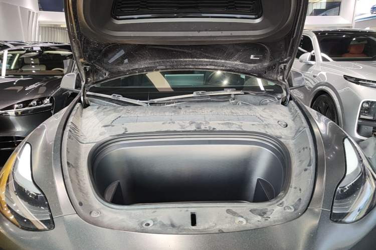 Used Tesla Model Y 2022 Revised Version Rear-Wheel Drive Engine Bay