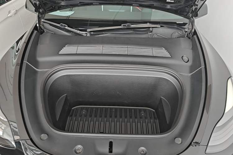 Used Tesla Model Y 2022 Long-Range All-Wheel-Drive Version Engine Bay