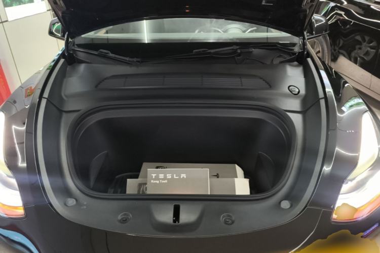 Used Tesla Model Y 2022 Rear-Wheel-Drive Version Engine Bay