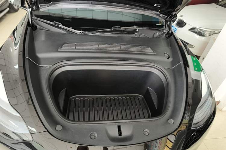 Used Tesla Model Y 2022 Revised Version Rear-Wheel Drive Engine Bay