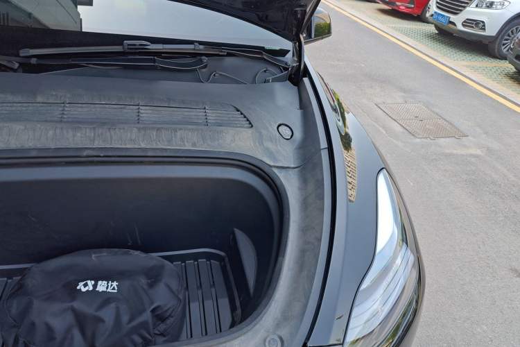 Used Tesla Model Y 2022 Revised Version Rear-Wheel Drive Engine Bay Left