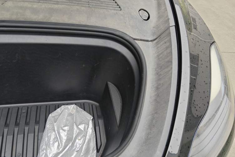 Used Tesla Model Y 2022 Revised Version Rear-Wheel Drive Engine Bay Left