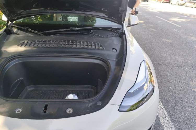 Used Tesla Model Y 2022 Revised Version Rear-Wheel Drive Engine Bay Left