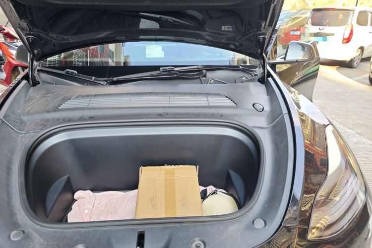 Used Tesla Model Y 2022 Long-Range All-Wheel-Drive Version Engine Bay Left