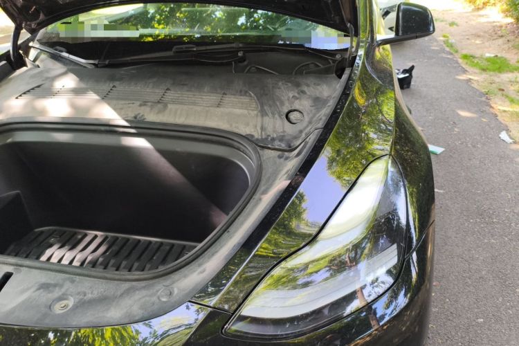 Used Tesla Model Y 2022 Long-Range All-Wheel-Drive Version Engine Bay Left
