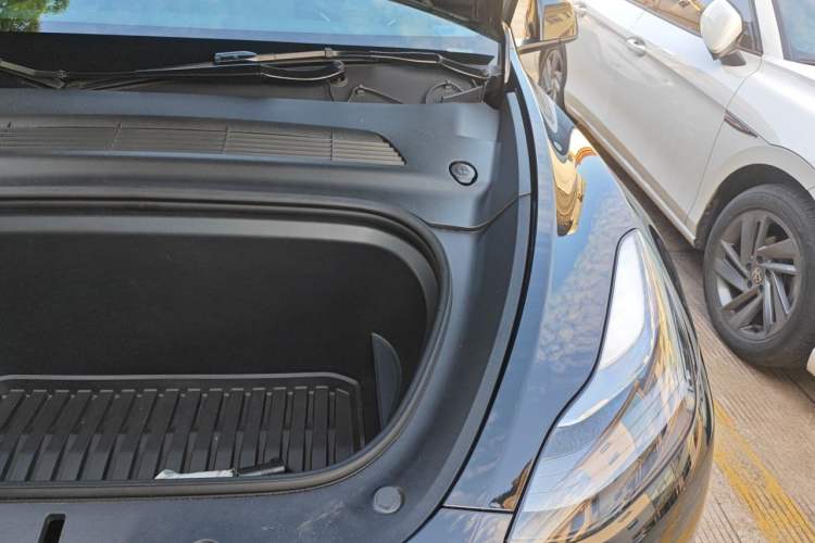 Used Tesla Model Y 2022 Revised Version Rear-Wheel Drive Engine Bay Left