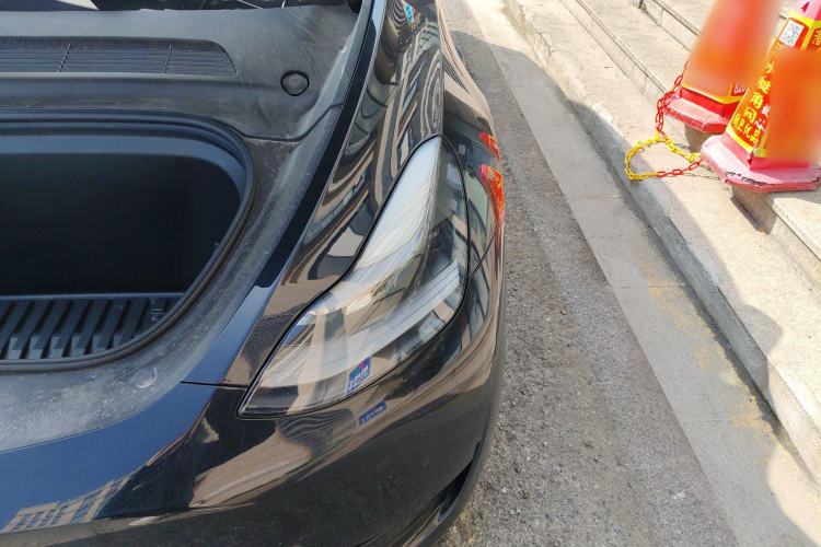 Used Tesla Model Y 2022 Rear-Wheel-Drive Version Engine Bay Left