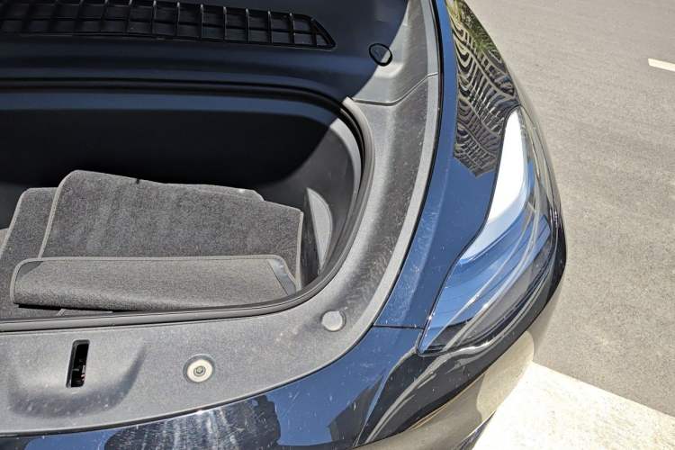 Used Tesla Model Y 2022 Revised Version Rear-Wheel Drive Engine Bay Left