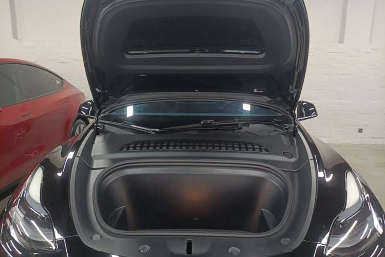Used Tesla Model Y 2022 Revised Version Rear-Wheel Drive Engine Bay