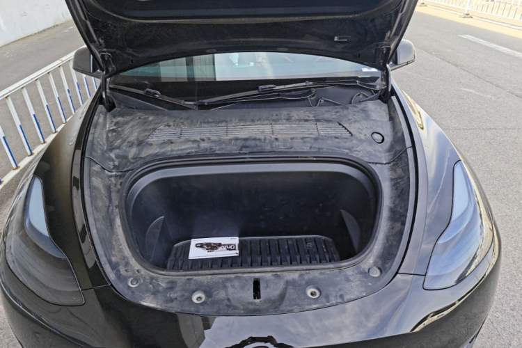 Used Tesla Model Y 2022 Revised Version Rear-Wheel Drive Engine Bay