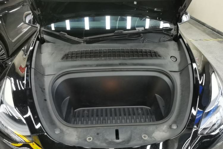 Used Tesla Model Y 2022 Rear-Wheel-Drive Version Engine Bay