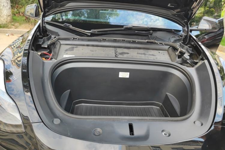 Used Tesla Model Y 2022 Revised Version Rear-Wheel Drive Engine Bay