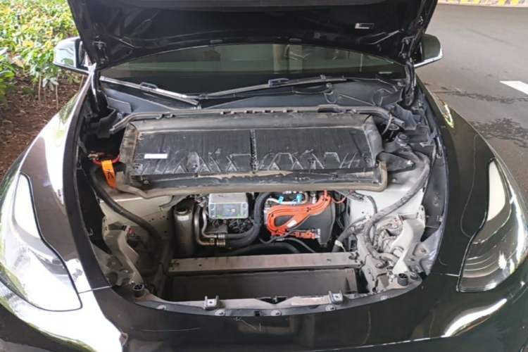 Used Tesla Model Y 2022 Rear-Wheel-Drive Version Engine Bay