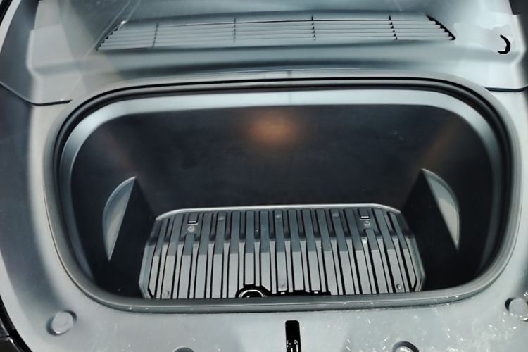 Used Tesla Model Y 2022 Revised Version Rear-Wheel Drive Engine Bay