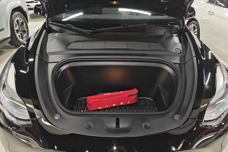 Used Tesla Model Y 2022 Revised Version Rear-Wheel Drive Engine Bay