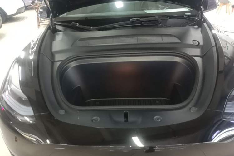 Used Tesla Model Y 2022 Revised Version Rear-Wheel Drive Engine Bay