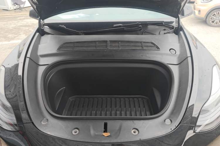 Used Tesla Model Y 2022 Long-Range All-Wheel-Drive Version Engine Bay