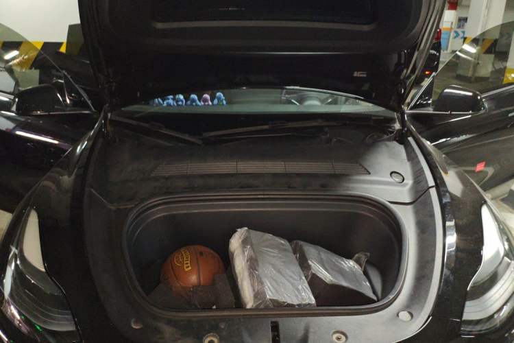 Used Tesla Model Y 2022 Performance High-Performance All-Wheel-Drive Version Engine Bay