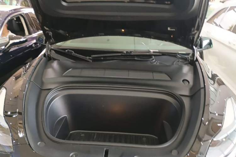 Used Tesla Model Y 2022 Revised Version Rear-Wheel Drive Engine Bay