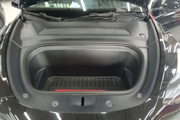 Used Tesla Model Y 2022 Revised Version Rear-Wheel Drive Engine Bay