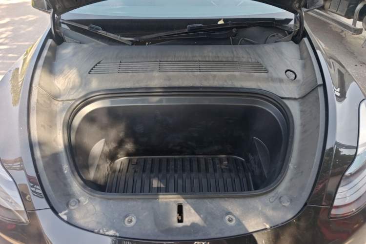 Used Tesla Model Y 2022 Revised Version Rear-Wheel Drive Engine Bay