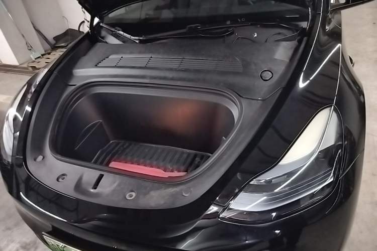 Used Tesla Model Y 2022 Revised Version Rear-Wheel Drive Engine Bay