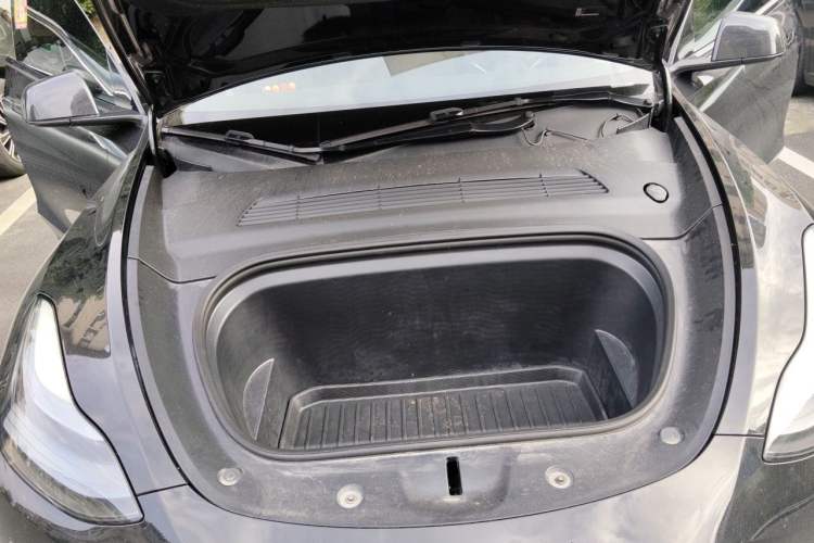 Used Tesla Model Y 2022 Revised Version Rear-Wheel Drive Engine Bay