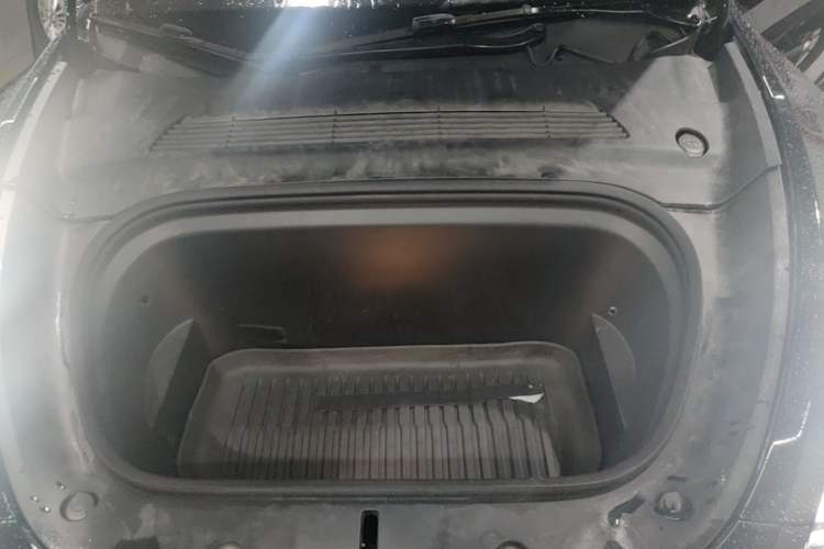 Used Tesla Model Y 2022 Revised Version Rear-Wheel Drive Engine Bay