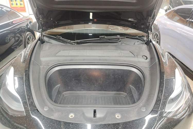 Used Tesla Model Y 2022 Revised Version Long-Range All-Wheel Drive Engine Bay