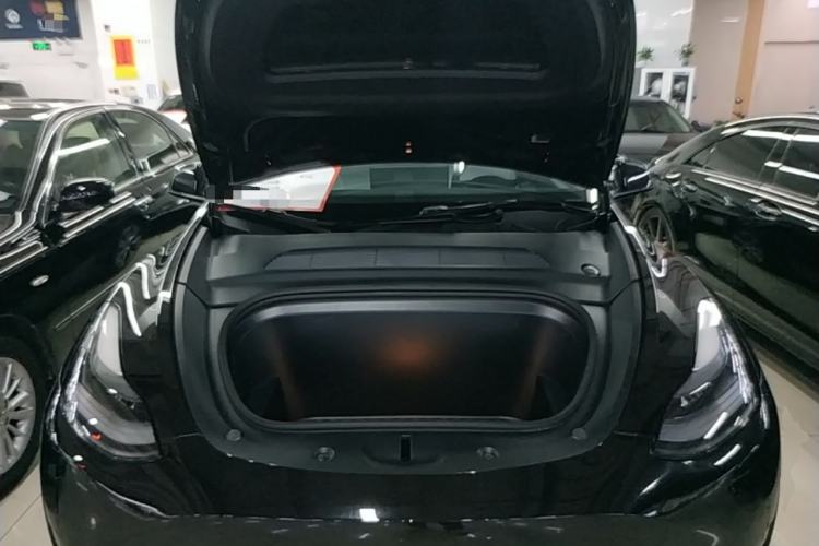 Used Tesla Model Y 2022 Rear-Wheel-Drive Version Engine Bay