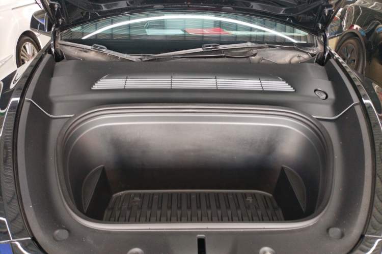 Used Tesla Model Y 2022 Revised Version Rear-Wheel Drive Engine Bay