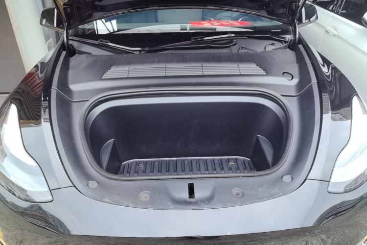Used Tesla Model Y 2022 Performance High-Performance All-Wheel-Drive Version Engine Bay