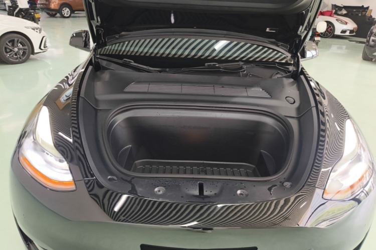 Used Tesla Model Y 2022 Revised Version Rear-Wheel Drive Engine Bay