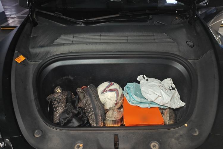 Used Tesla Model Y 2022 Rear-Wheel-Drive Version Engine Bay