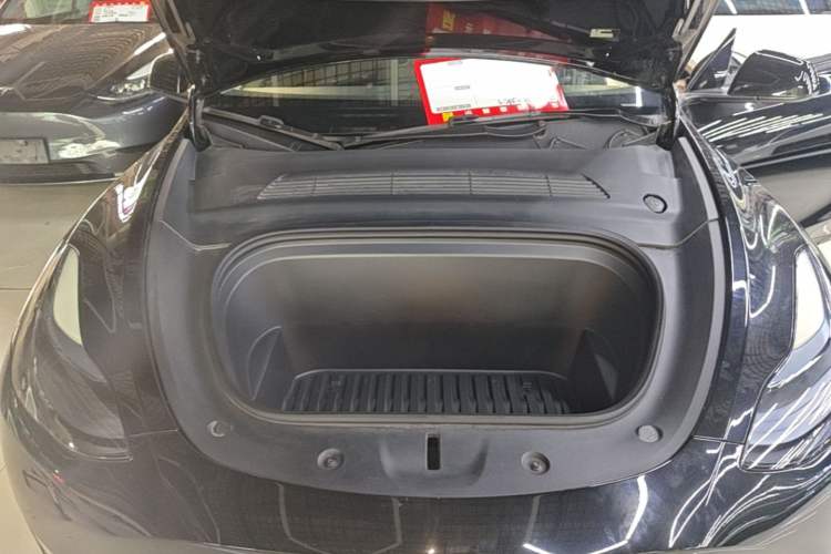 Used Tesla Model Y 2022 Revised Version Long-Range All-Wheel Drive Engine Bay