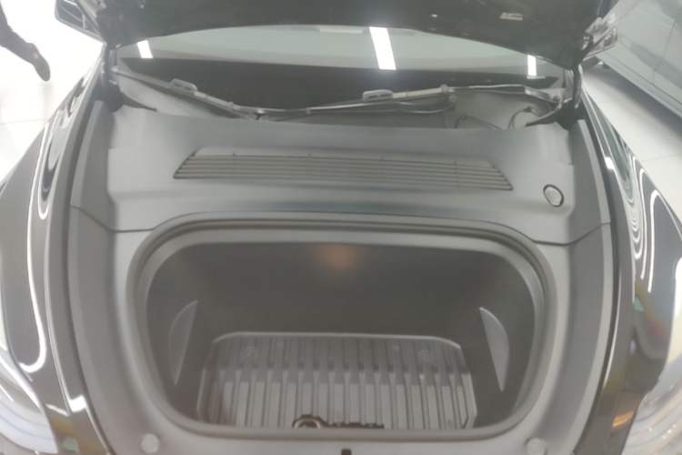 Used Tesla Model Y 2022 Revised Version Long-Range All-Wheel Drive Engine Bay