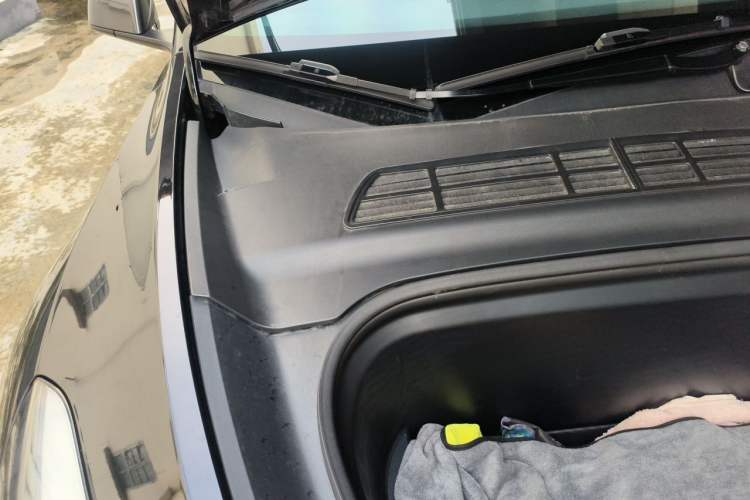 Used Tesla Model Y 2022 Performance High-Performance All-Wheel-Drive Version Engine Bay Right