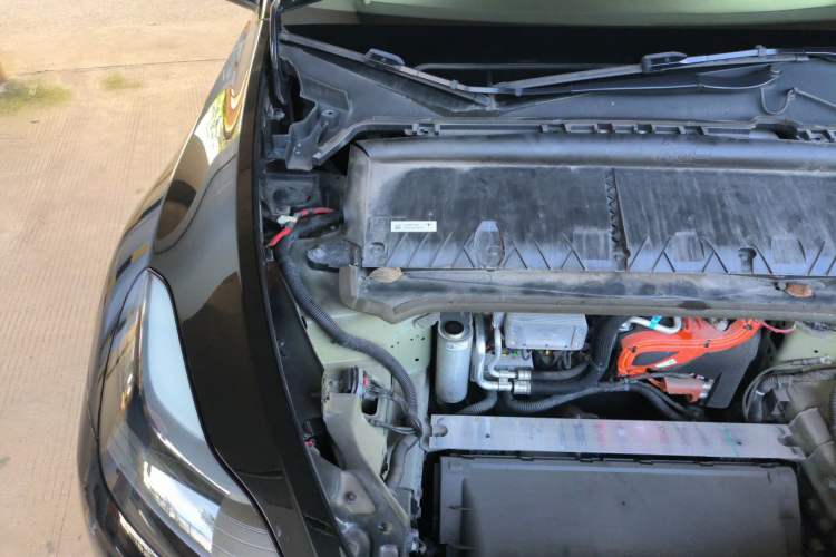 Used Tesla Model Y 2022 Revised Version Rear-Wheel Drive Engine Bay Right