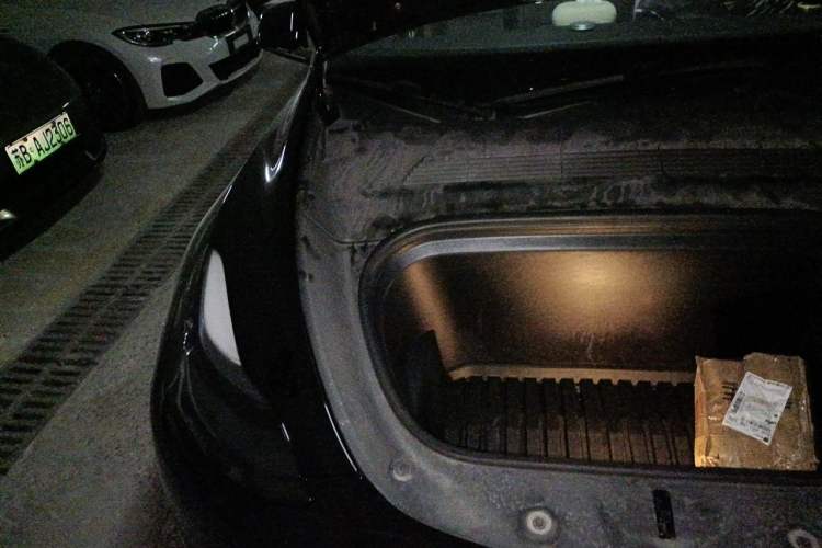 Used Tesla Model Y 2022 Rear-Wheel-Drive Version Engine Bay Right