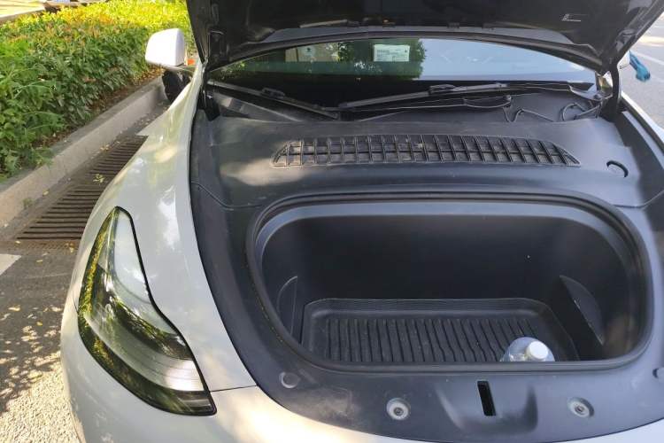 Used Tesla Model Y 2022 Revised Version Rear-Wheel Drive Engine Bay Right